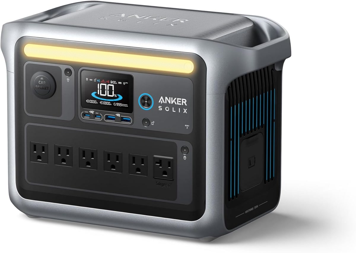Anker SOLIX C1000 portable power station with solar panel