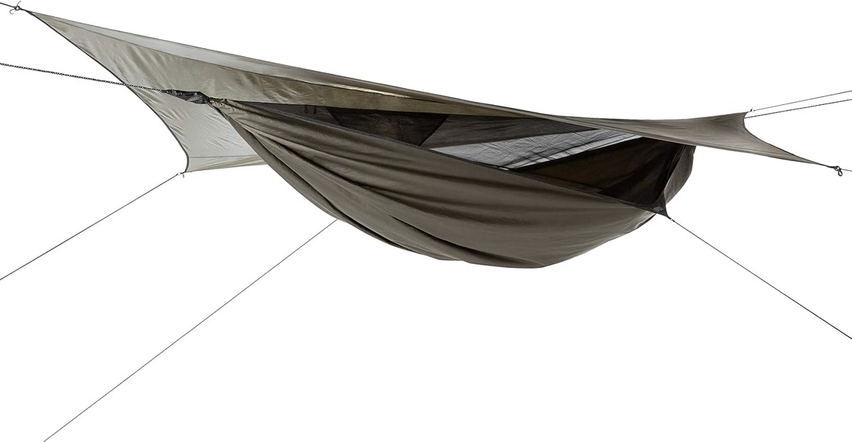 Hennessy Hammock Explorer Deluxe with integrated bug net and rainfly