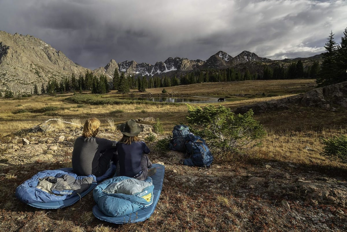 Western Mountaineering Ultralite 20 degree down sleeping bag